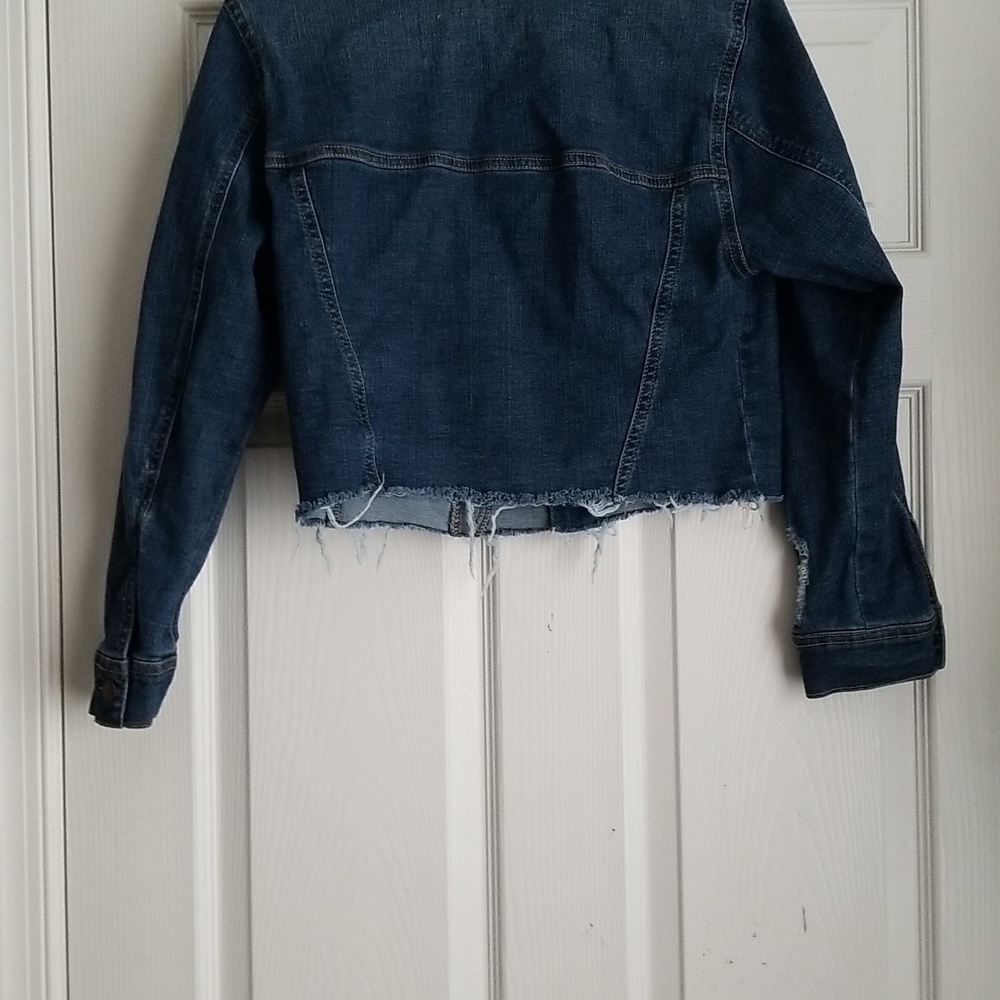 American Rag Off The Rack Distressed Denim Jacket - Picture 7 of 12